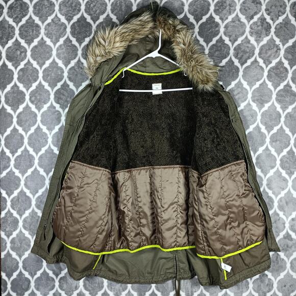 Gap Jacket Womens XL Green Hooded Parka Faux Fur Lined Winter Warm Coat - Picture 4 of 14